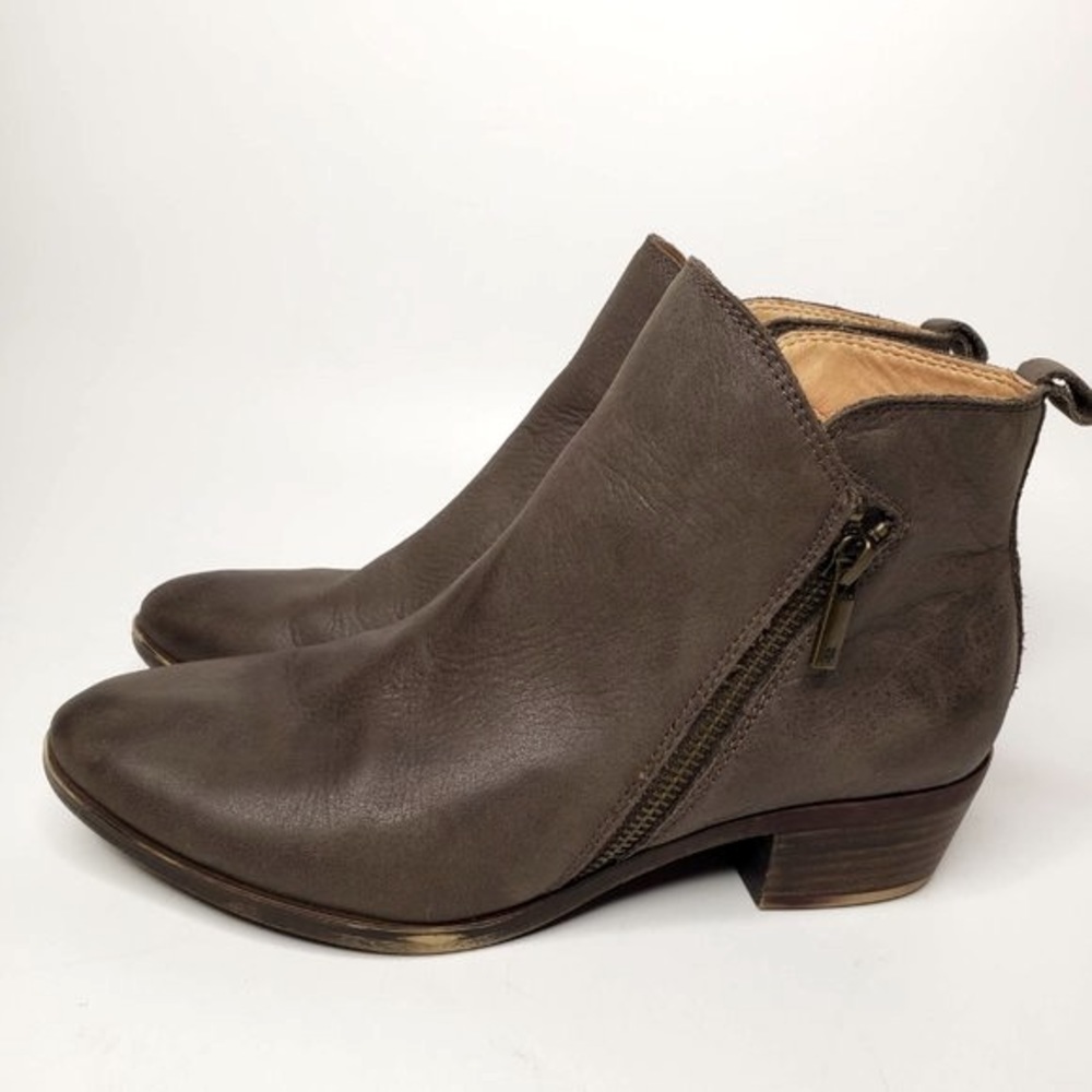 Lucky Brand Bryton Grey‎ Leather Ankle Booties Women Office Zip Side 7.5M